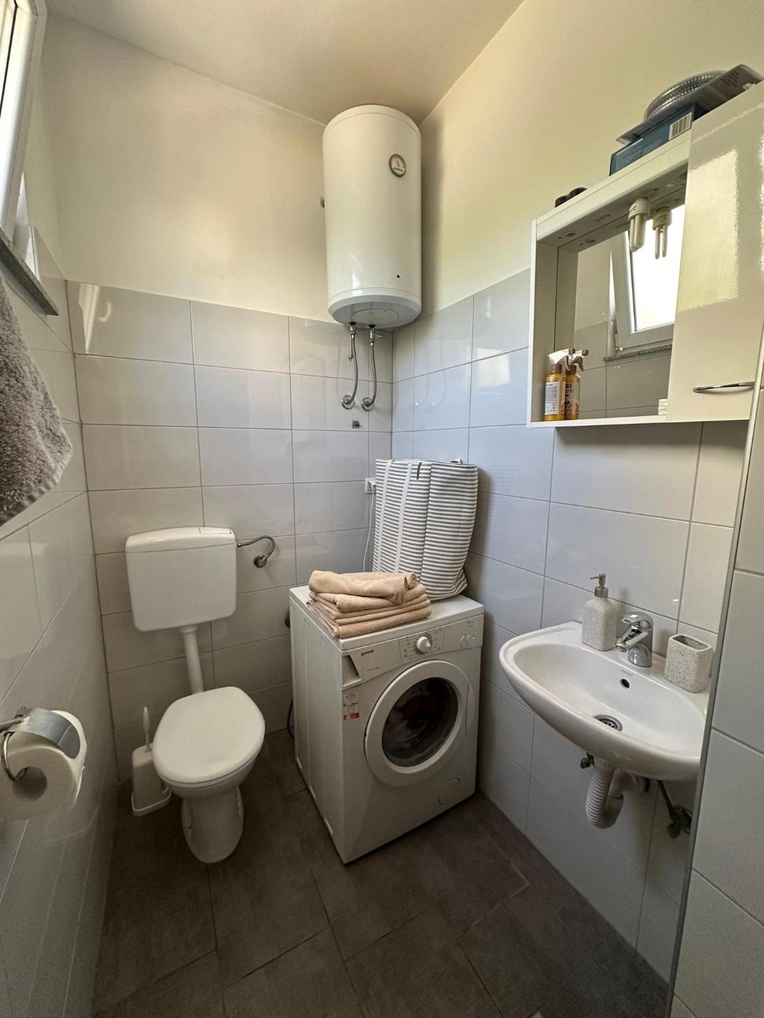 Apartman Zrinjski Apartment Мостар Екстериор снимка